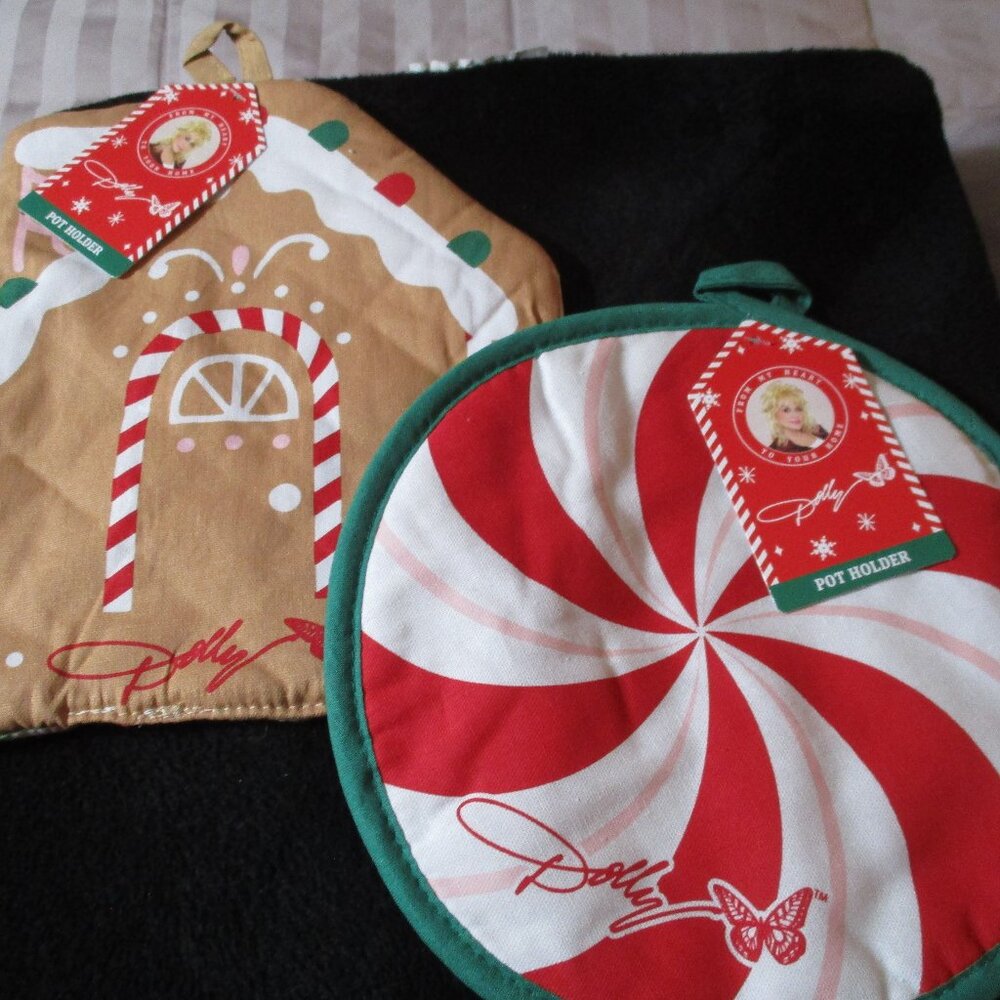 Set of Two DG Dolly Parton Pot Holders Christmas Gingerbread Peppermint NWT